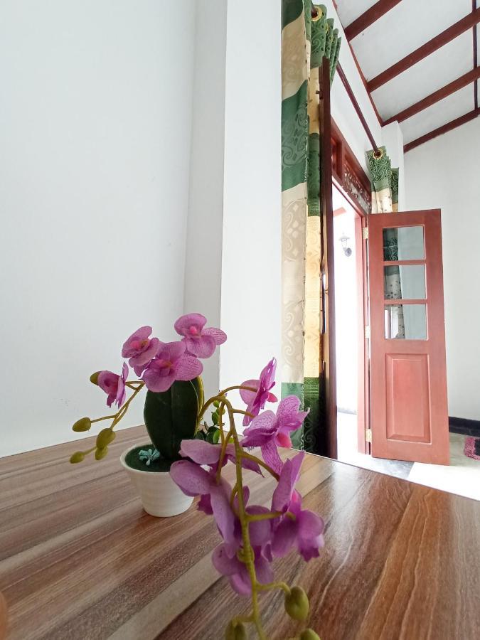 Bluebell Guest House Unawatuna Exterior photo